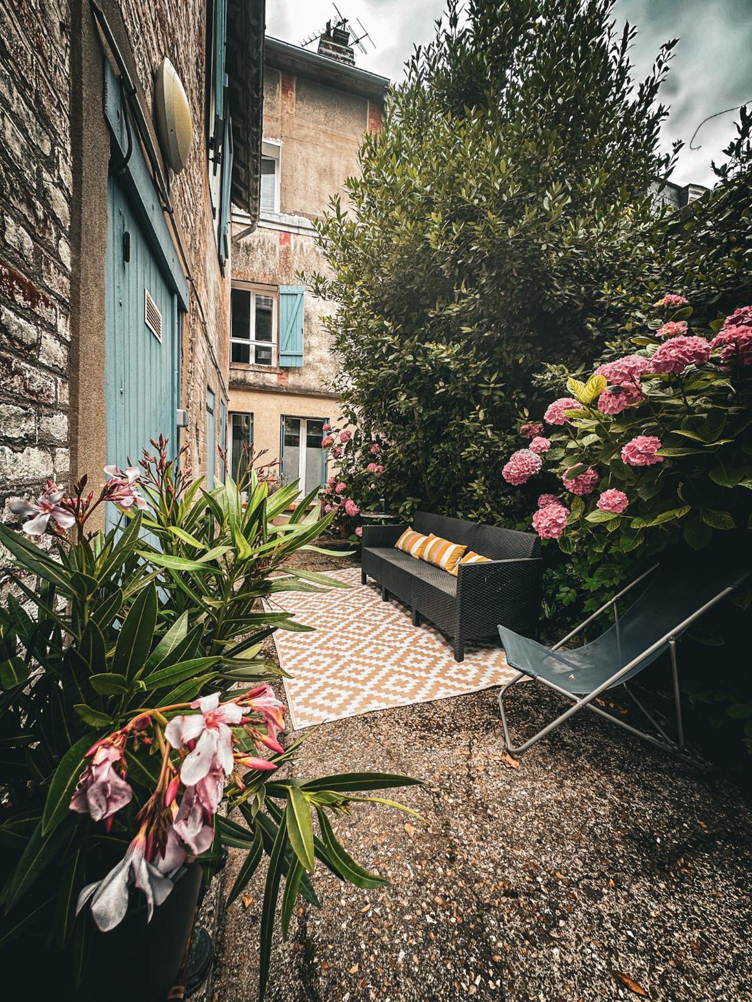 Le 105, Honfleur Bed & Breakfast Exterior photo